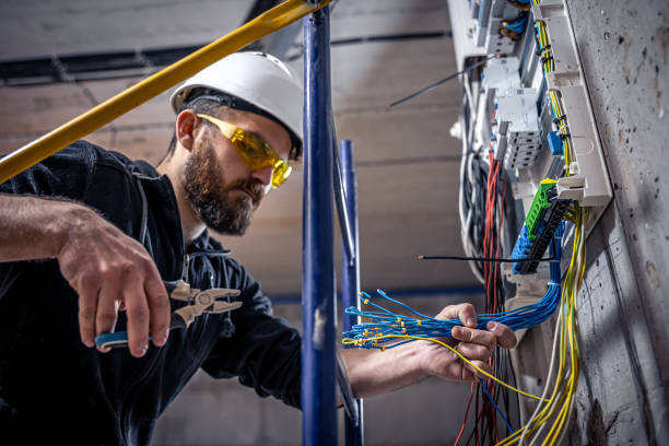 Best Licensed Electrician  in Sabina, OH