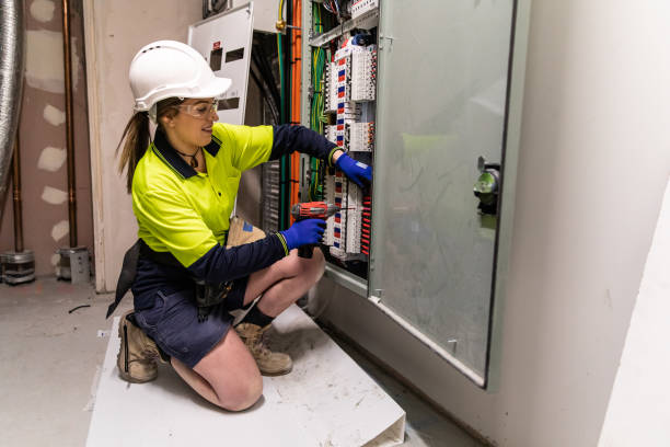 Best Affordable Emergency Electrician  in Sabina, OH